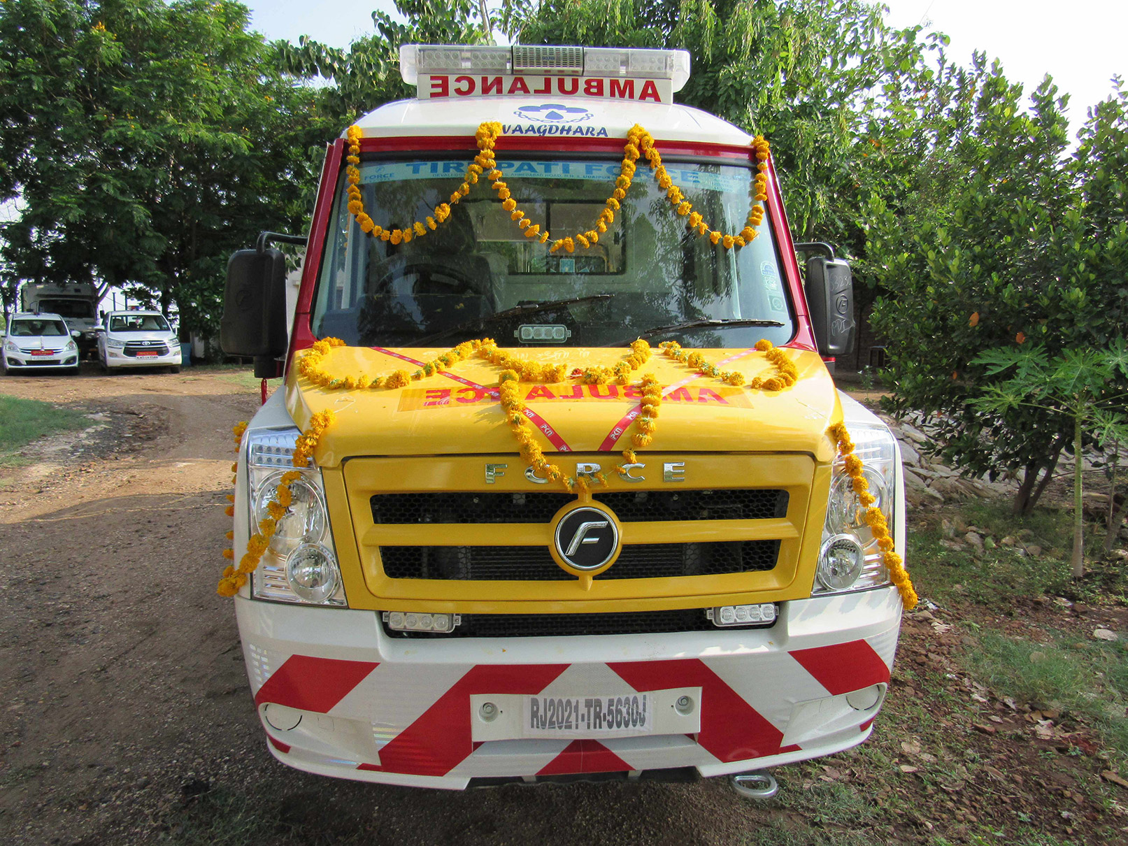 vaagdhara-ambulance-service-for-community-6